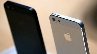 Массовое производство iPhone 5S начнется уже в этом месяце
