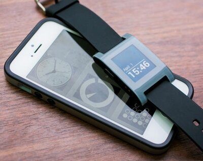 Смарт часы Pebble получили поддержку Центра уведомлений iOS 7