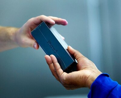 Аналитики: продажи iPhone растут