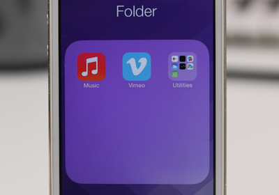 В iOS 7.1 можно спрятать папку в папку