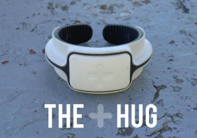 Браслет The Hug и iPhone спасут от обезвоживания