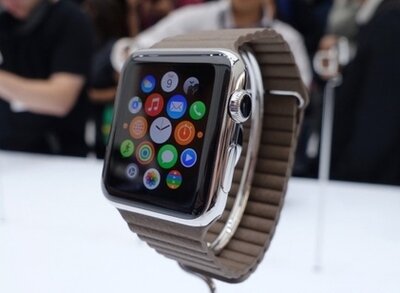 Первые живые фото умных часов Apple Watch