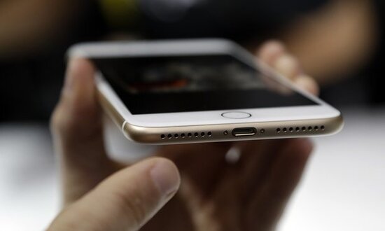 iPhone 8 – слухи, фото, технические характеристики 