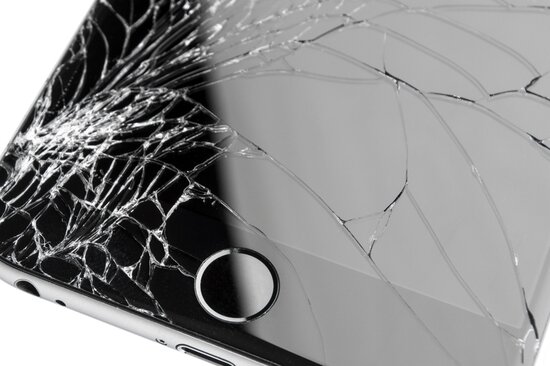 Apple больше не будет аннулировать гарантию на iPhone с неоригинальными дисплеями